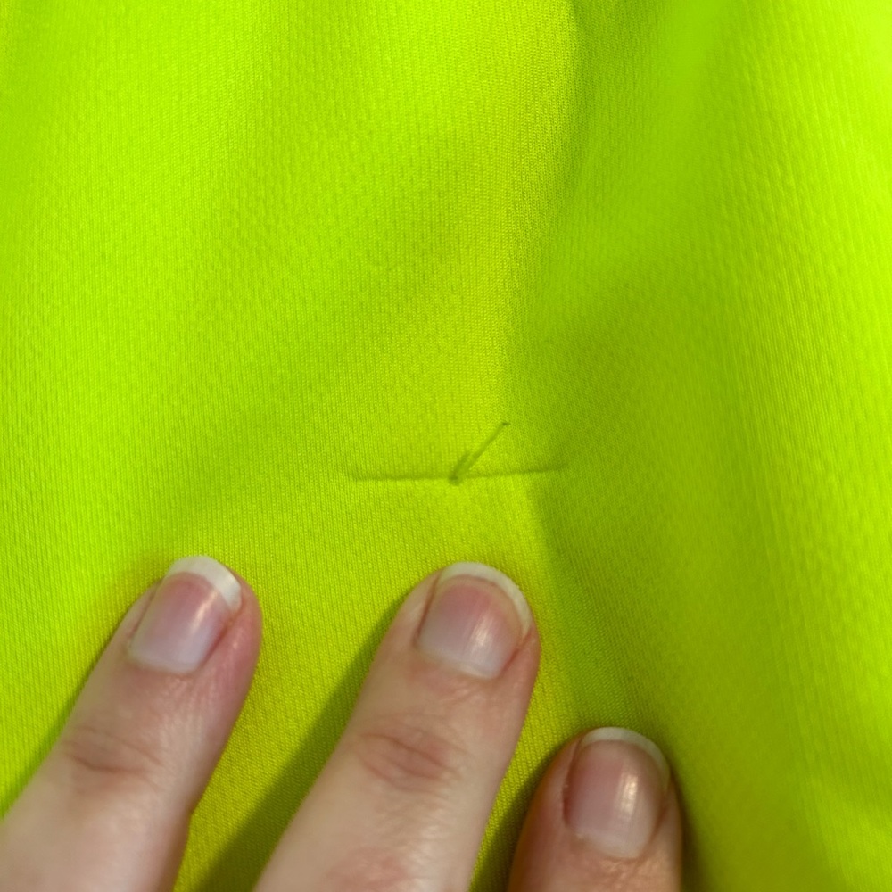 GUC Youth Boy’s Nike Neon Yellow Shorts - Picture 7 of 8